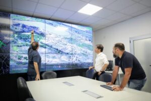 Kicillof profundiza su desafío a Milei pero sin asumir perfilarse solo para pelear