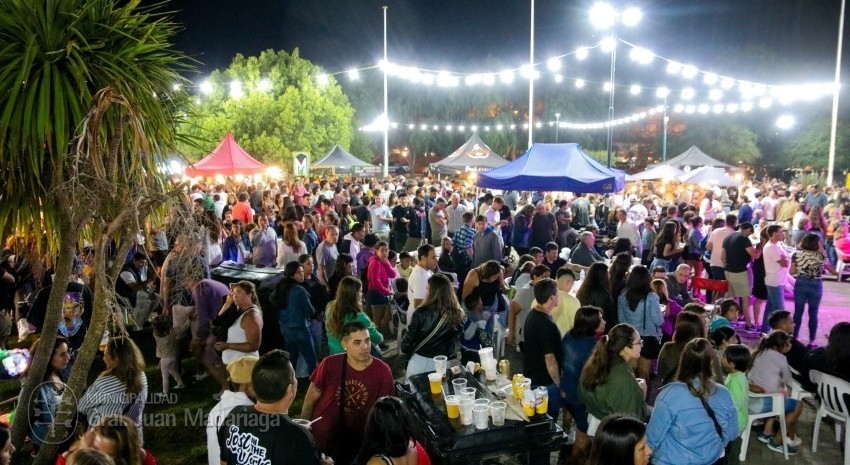 La Fiesta de la cerveza, otro evento exitoso que convocó una multitud en el Paseo del Bicentenario