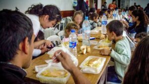La provincia de Buenos Aires reforzó las entregas de comida