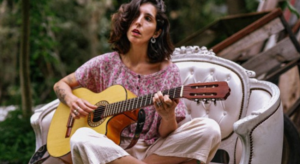 LaiLa Farinola se presenta en el Museo Histórico del Tuyú