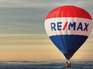 LLA enfrenta a Montenegro y quiere habilitar la cadena Remax en Mar del Plata
