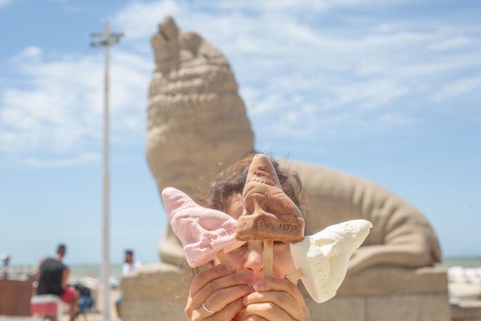 Mar del Plata: La Joaqui, Los Totora, y una torta gigante, para los 150 años