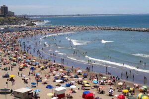 Mar del Plata: llegaron más de 165 mil para Año Nuevo y hay un 74% de ocupación