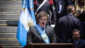 Milei apunta contra los detractores del DNU en la red social X