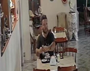 Se fueron de un hotel sin pagar, el “escrache” se hizo viral, terminaron pagando