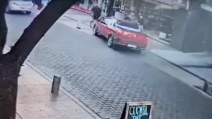 Tareas comunitarias para el conductor que persiguió y atropelló a un ciclista en Bahía Blanca