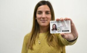 Trámites más caros: ¿cuánto cuesta ahora hacer el DNI y el Pasaporte?