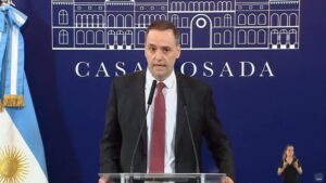 Vocero presidencial negó internas en el Gobierno y salida de Francos: "Es un rumor"