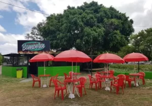 Bomberos Voluntarios de Berisso venden sándwiches para cubrir los gastos del cuartel