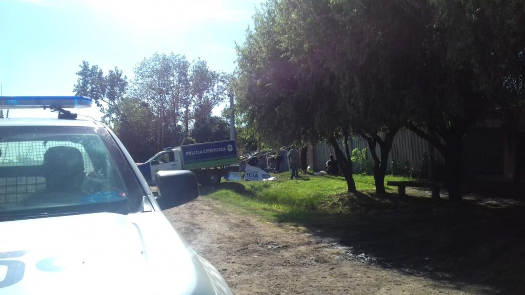 El trabajo de la Policía Científica en el lugar del crimen, en Open Door. - El Civismo -