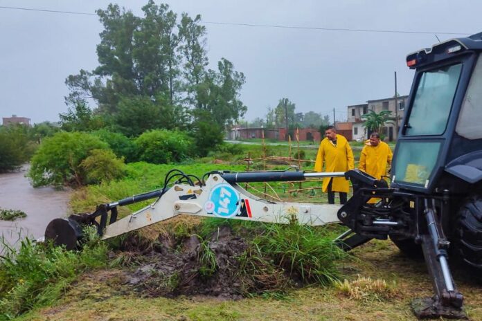 TemporaMaquina Tras causar un grave impacto, el temporal pierde fuerza: rebajan el alerta en AMBA