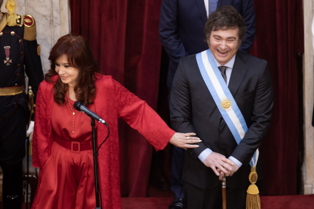 Cristina Fernández diferenció su gobierno del de Javier Milei y Mauricio Macri. - Xinhua -