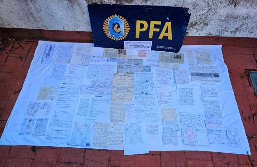 Elementos secuestrados por la Policía Federal en La Plata. - PFA -