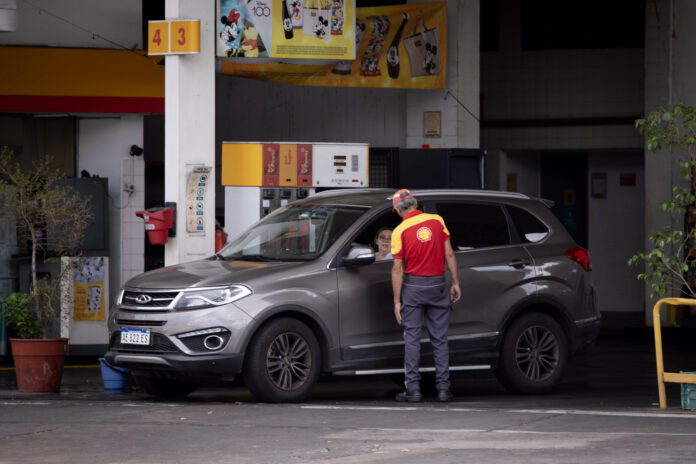 Los combustibles vuelven a aumentar en una semana: ¿a cuánto se van?