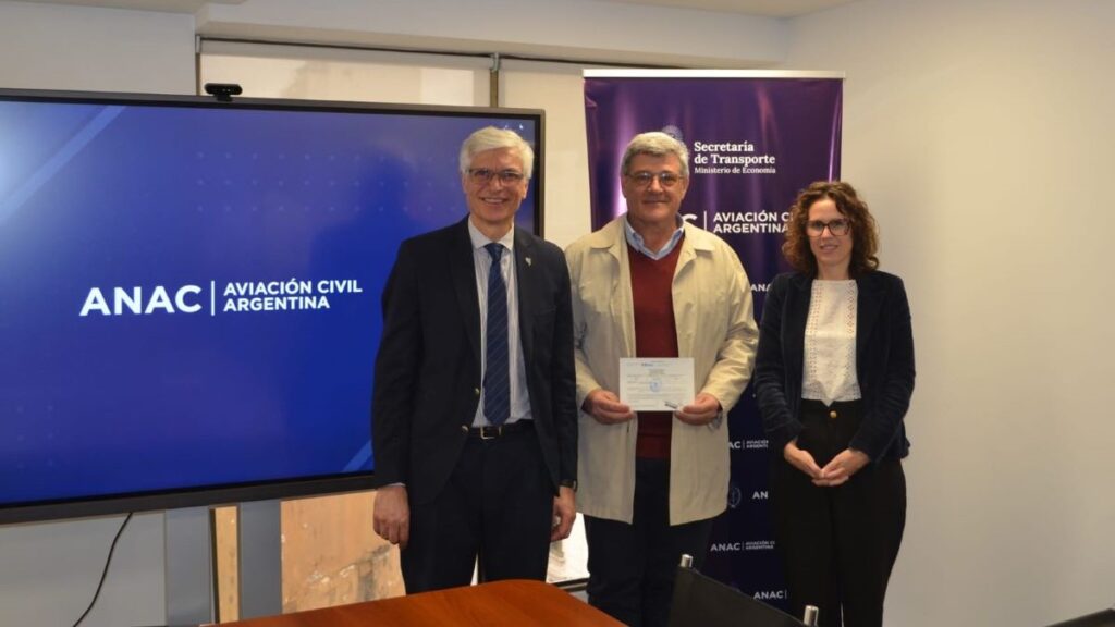 La ANAC certificó oficialmente el primer avión eléctrico del país. - UNLP -