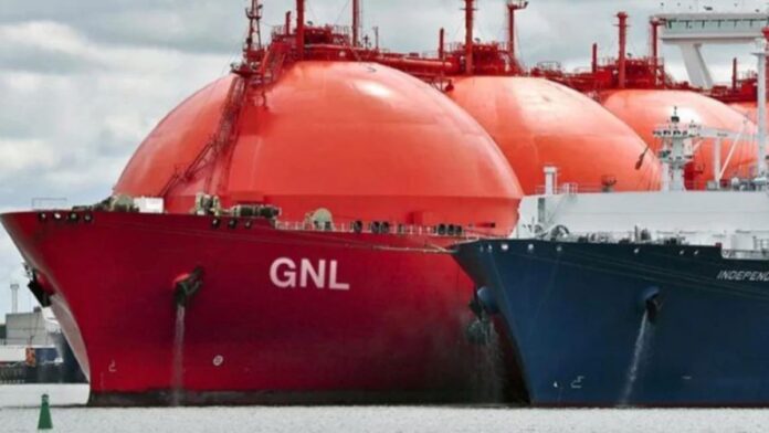 Planta GNL Tecpetrol, la petrolera del Grupo Techint, analiza radicar en Bahía Blanca una planta terrestre de procesamiento del gas de Vaca Muerta. - La Nueva -