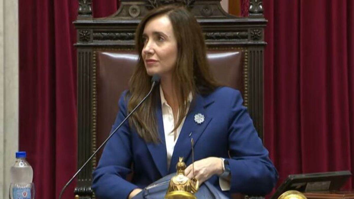 Villarruel irónica y dura contra Adorni: «Una vergüenza sus explicaciones»